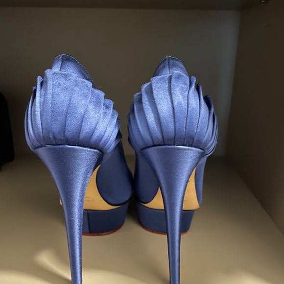 New Charlotte Olympia satin pumps - Picture 7 of 10